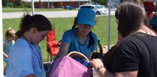 Animal shelter fundraising sale draws big crowd