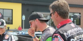 Pro anglers show off their wing-eating skills