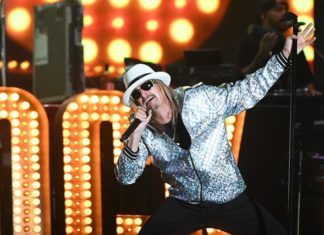 Rock the South day 1: big-time stars and big-time traffic