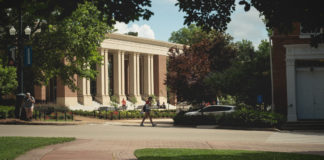 2 local students earn degrees from Ole Miss