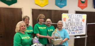 Pilot Club presents gifts to Grace Place caregivers