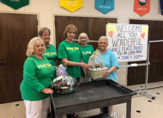 Pilot Club presents gifts to Grace Place caregivers