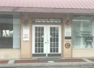 Hanceville accepting bids on 2 properties