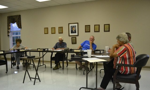 Dodge City votes to renew township deputy contract