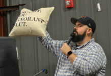 Dinkin flicka! The Ostrich hosts ‘The Office’ trivia night at Goat Island Brewing