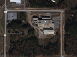 (UPDATED) 15-year-old worker falls to death in accident at local business