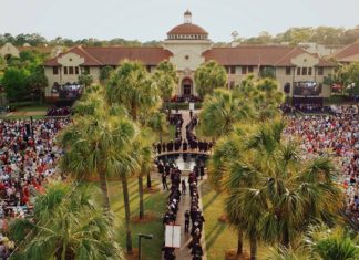 Vinemont’s Courtney Monroe earns degree from Valdosta State University