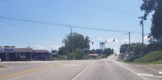 Hwy. 69/Wesley Ave. getting a red light