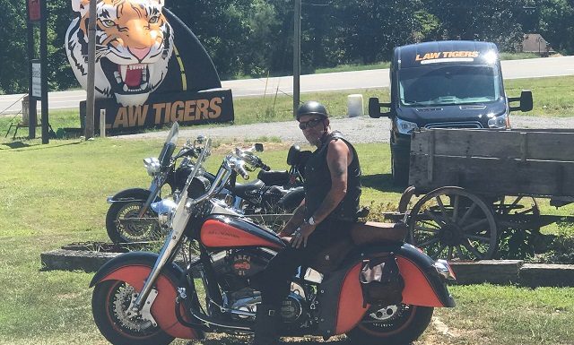 Friends ride to remember Wayne Mills
