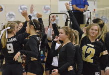 PREP VOLLEYBALL: Bearcats split home tri-match with Decatur, Curry