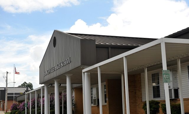 Bulldog Pantry enters 3rd year of service to Hanceville school families