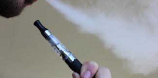 Health care providers asked to report pulmonary illnesses that may be associated with vaping