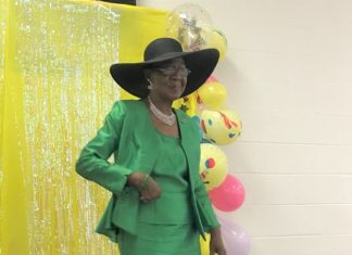 Sassy seniors strut their stuff in Colony