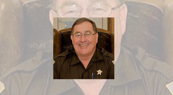Limestone County Sheriff Mike Blakely indicted on theft and ethics charges