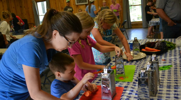 Yum! Farm Kids Club whips up late-summer meal