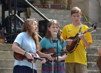 ‘We want everyone to come and spend the day with us’ – St. Bernard rocks the weekend with Blues & BBQ