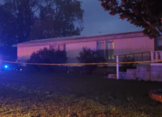 (Update) 2 dead, 1 injured in shooting on County Road 223