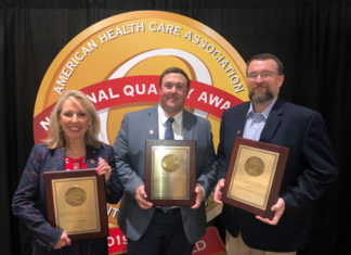 Hanceville Nursing & Rehab Center receives Commitment to Quality Award