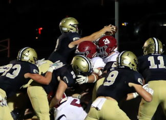 PREP FOOTBALL: Dueland’s late score lifts Bearcats over Hartselle