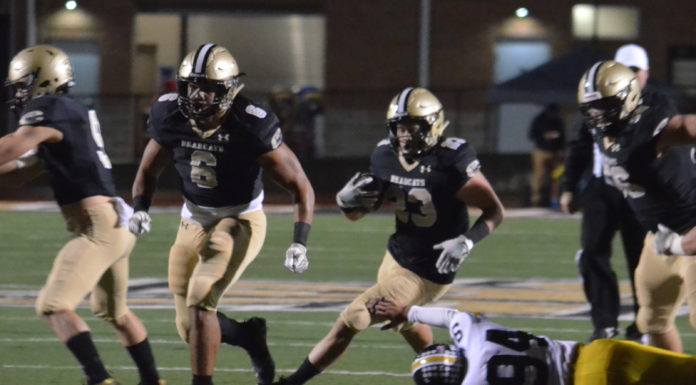 PREP FOOTBALL: Cullman wraps up regular season with rainy, 42-23 win over Fort Payne