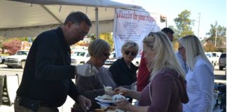 City employees treated to lunch at annual meeting