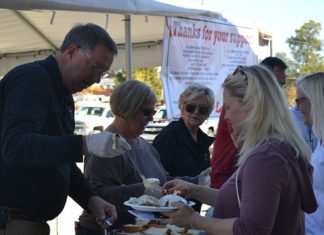 City employees treated to lunch at annual meeting
