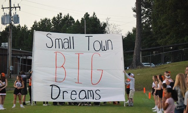 PREP FOOTBALL: Tigers drop region matchup against Pickens County