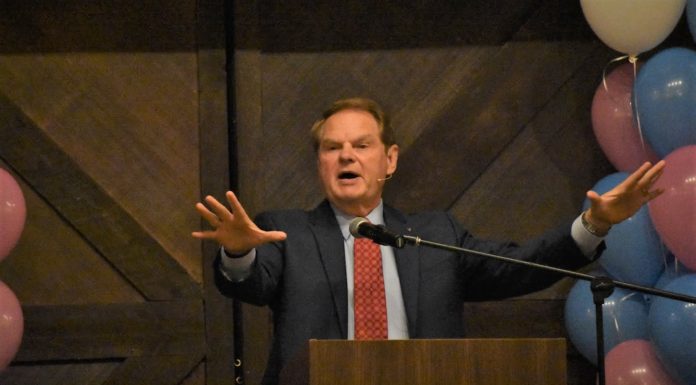 ‘Celebrate Life’: First Source for Women holds annual banquet