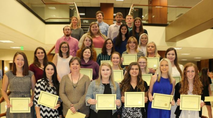 Wallace State inducts new Phi Theta Kappa student members during fall ceremony