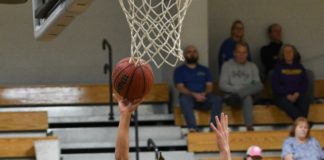 PREP BASKETBALL: Bulldogs rout Meek in Thanksgiving Tournament; Tuesday scoring recap