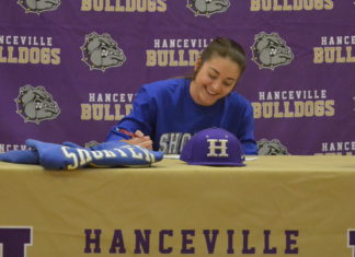 PREP BASKETBALL: Hanceville’s Pickett signs with Shorter
