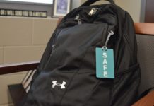 CHS students receive ‘SAFE’ tags as part of mental health initiative