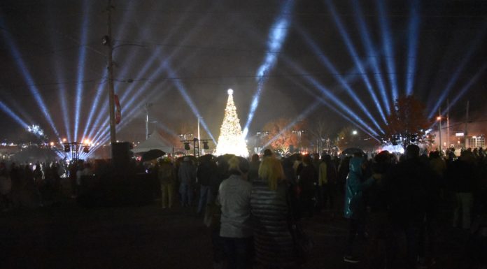 Cullman kicks off Christmas season with a bang