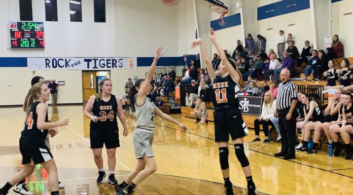 PREP BASKETBALL: St. Bernard Saints, Lady Saints split home opener against Meek