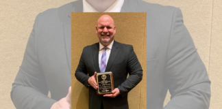 Wiggins earns National Distinguished Principal award