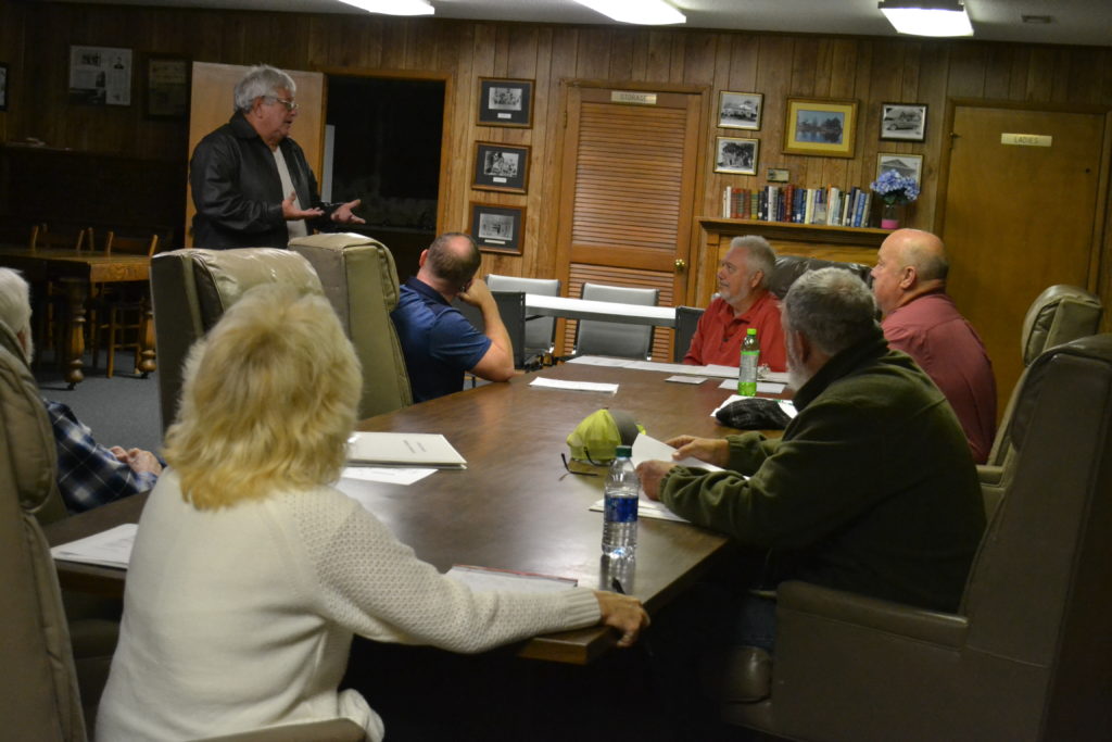 Fairview Town Council gives update on Hwy. 69 red light, approves