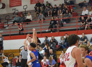 PREP BASKETBALL: Vinemont collects home sweep of West End