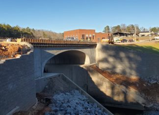 Eva Road Bridge: ‘We hope to have it open by the end of January’