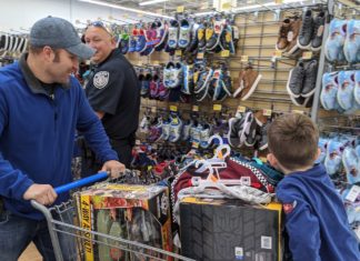 Local kids ‘Shop with a Cop’ for Christmas