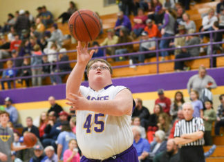 PREP BASKETBALL: Aggies, Lady Aggies sweep Brewer on senior night