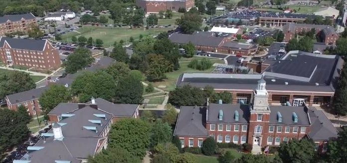 7 area students earn APSU scholarships