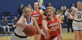 PREP BASKETBALL: Cold Springs splits senior night matchups with Vinemont