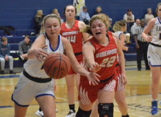 PREP BASKETBALL: Cold Springs splits senior night matchups with Vinemont