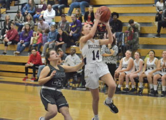 PREP BASKETBALL: Bulldogs stomp J.B. Pennington to win area crown, Lady Bulldogs dominate Lady Tigers; Friday scoring recap