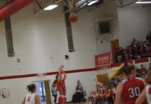PREP BASKETBALL: Raiders, Lady Raiders sweep Vinemont on the road