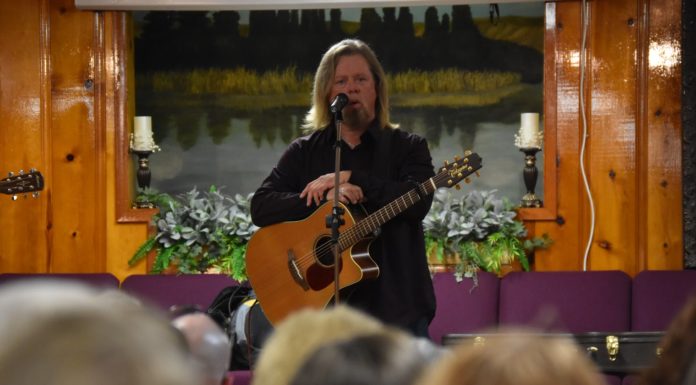 ‘I feel comfortable in a small church’