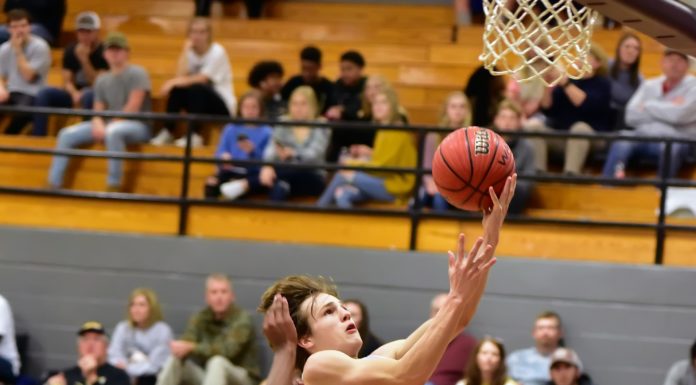 PREP BASKETBALL: West Point edges Golden Tigers 77-75, Lady Warriors dominate Russellville 84-34