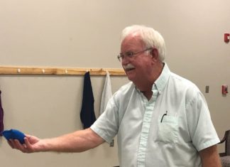 Senior Spotlight: Beanbag baseball beatdown brewing