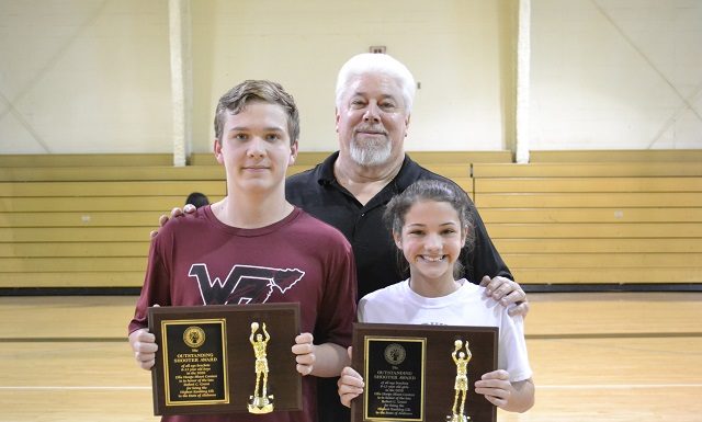Students face off in Elks Hoop Shoot