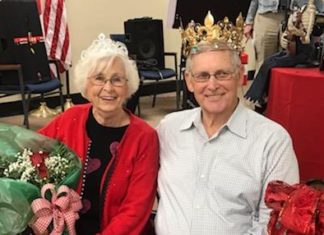 Baileyton seniors crown Valentine King, Queen